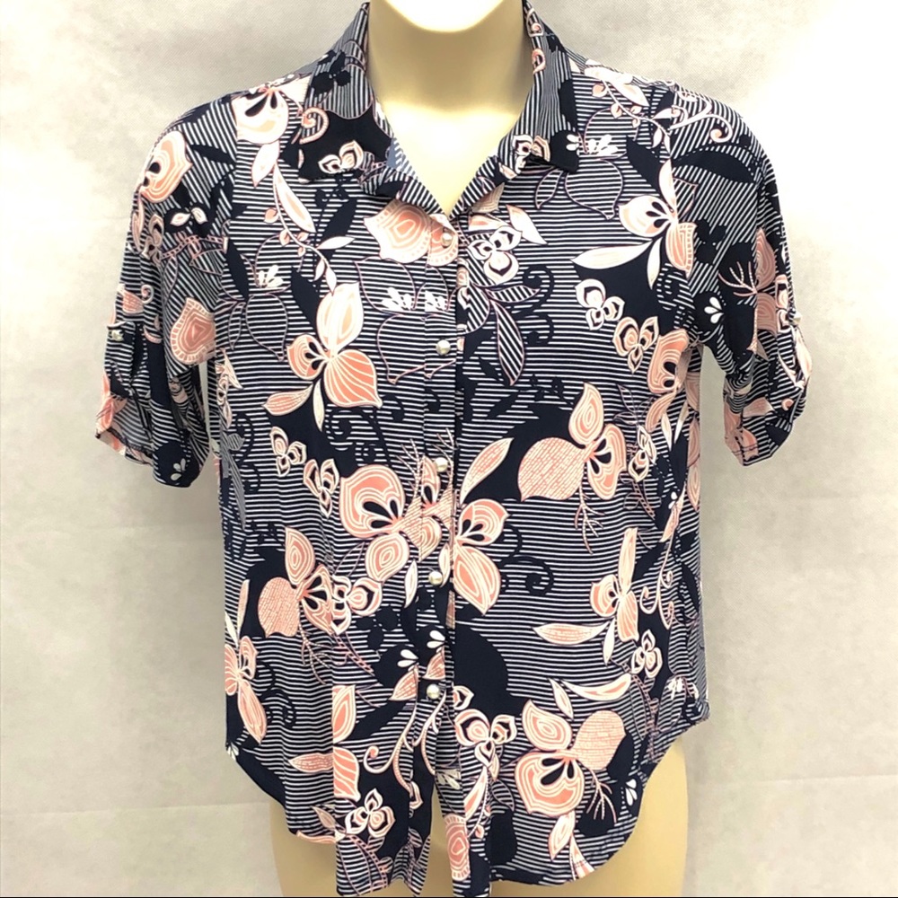 SJS navy white pink print button down top